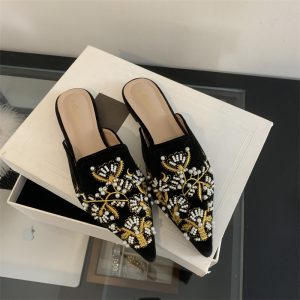 2025 Chinese Style Flat Pointed Toe Beaded Embroidered Shoes 35-40
